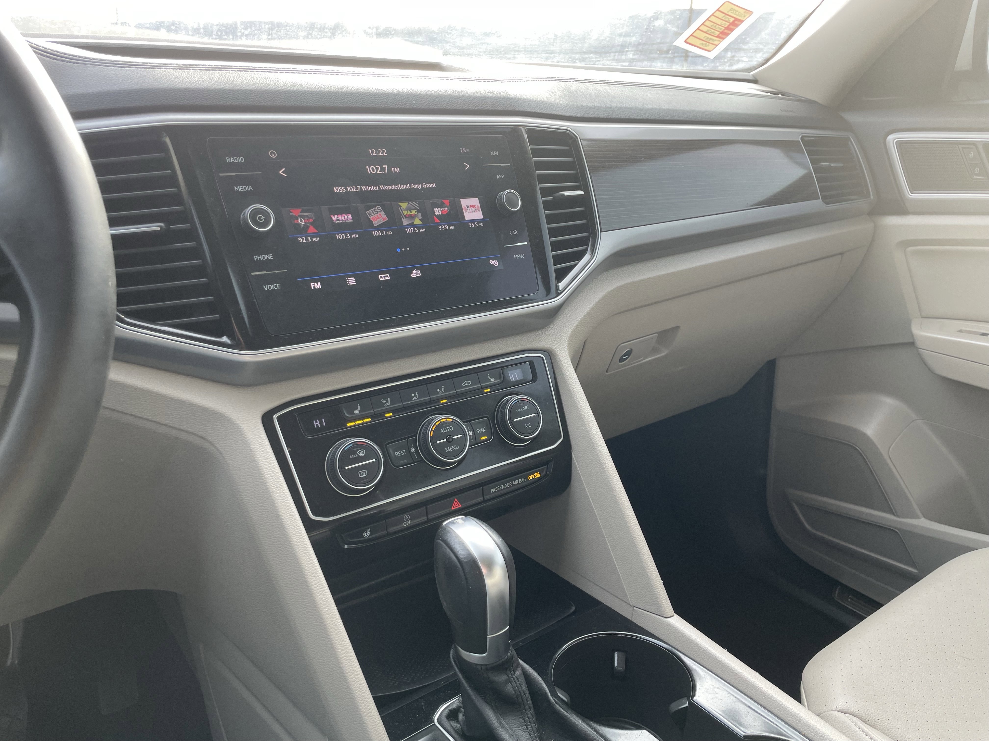 Used 2019 Volkswagen Atlas SEL image 25