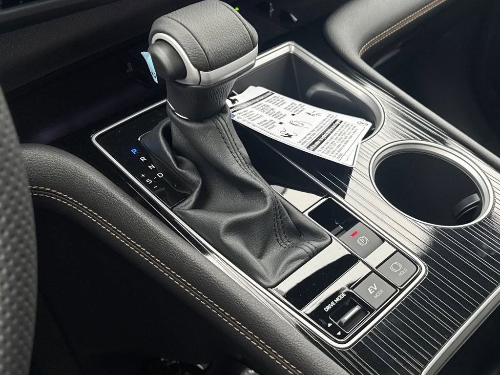 New 2026 Toyota Sienna XLE Woodland Edition image 27