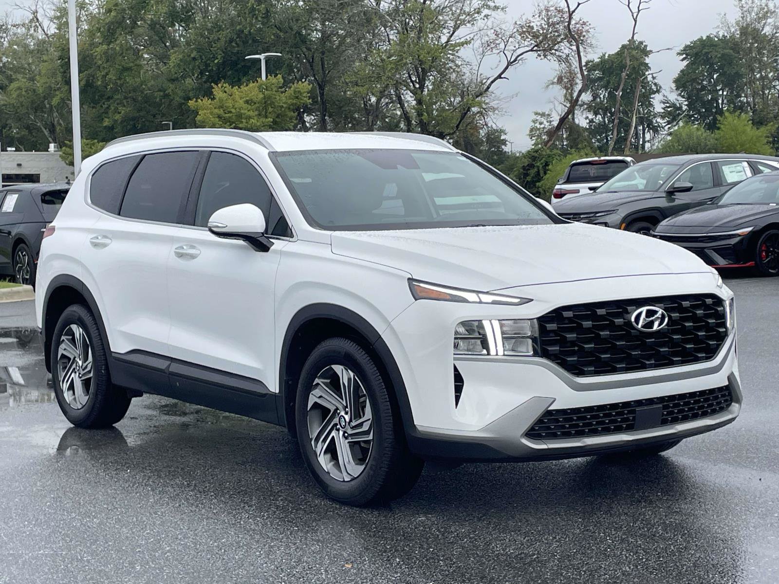 Certified 2023 Hyundai Santa Fe SEL w/ Winter Weather Package FWD image 1