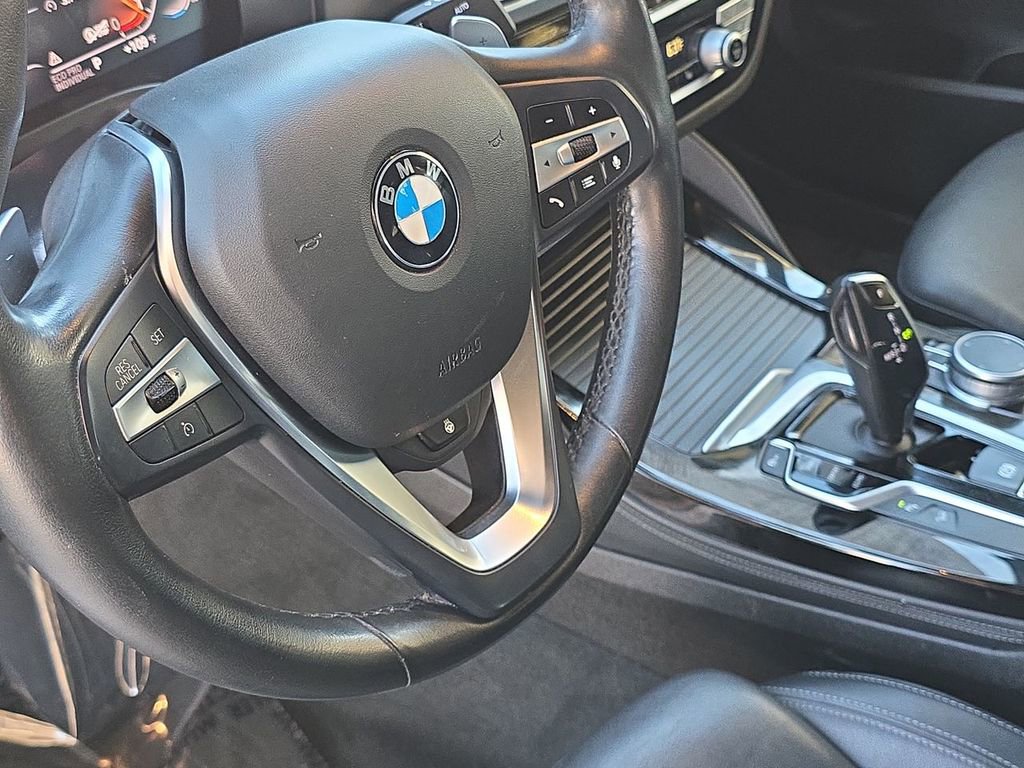Used 2020 BMW X4 xDrive30i w/ Premium Package image 11