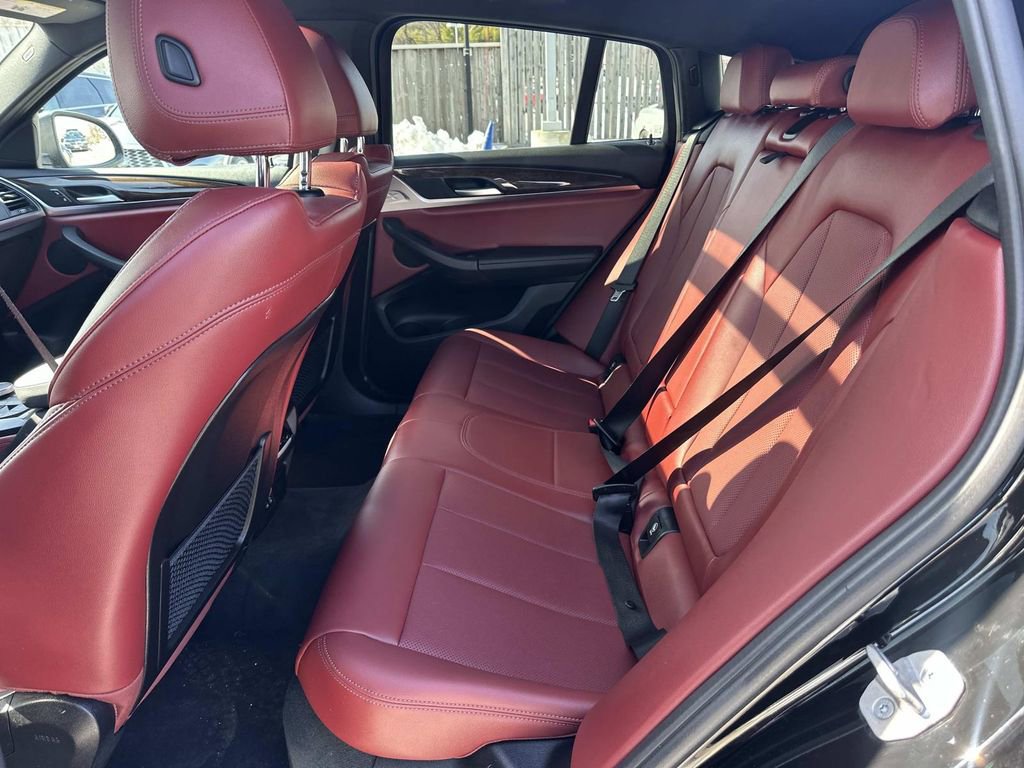 Used 2023 BMW X4 xDrive30i image 29