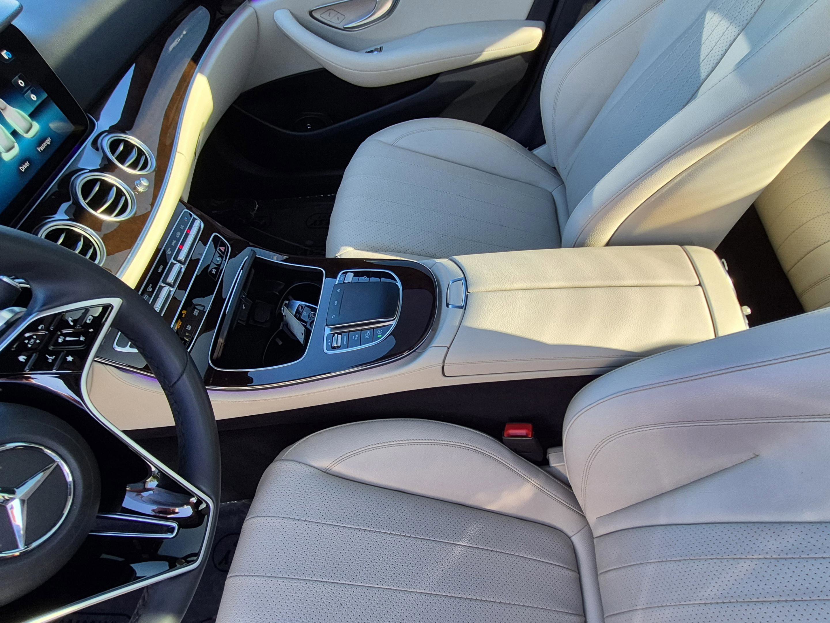 Used 2022 Mercedes-Benz E 350 Sedan image 22