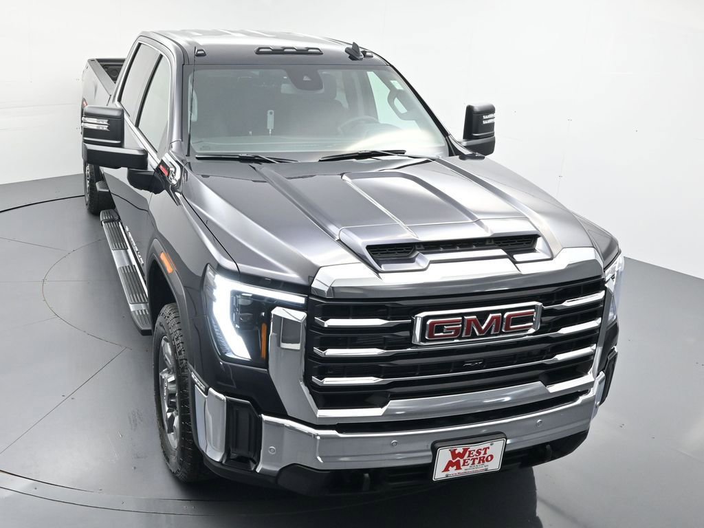 New 2026 GMC Sierra 3500 SLE w/ SLE Value Package AWD/4WD image 4