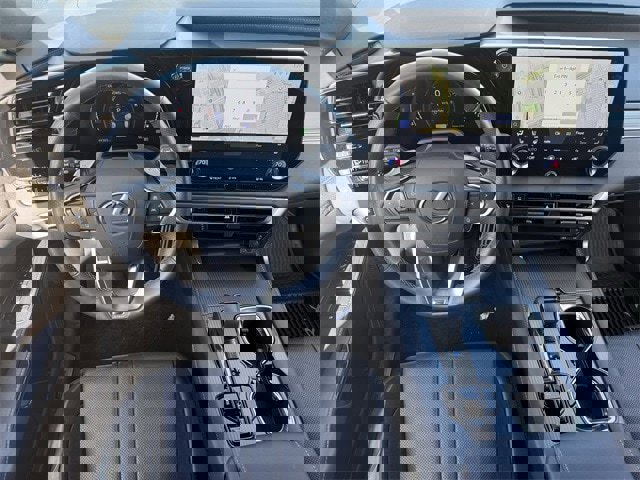 Used 2023 Lexus RX 500h 500h F Sport Performance w/ Accessory Package (Z1) image 10