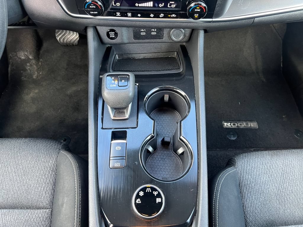 Used 2024 Nissan Rogue SV AWD/4WD image 15
