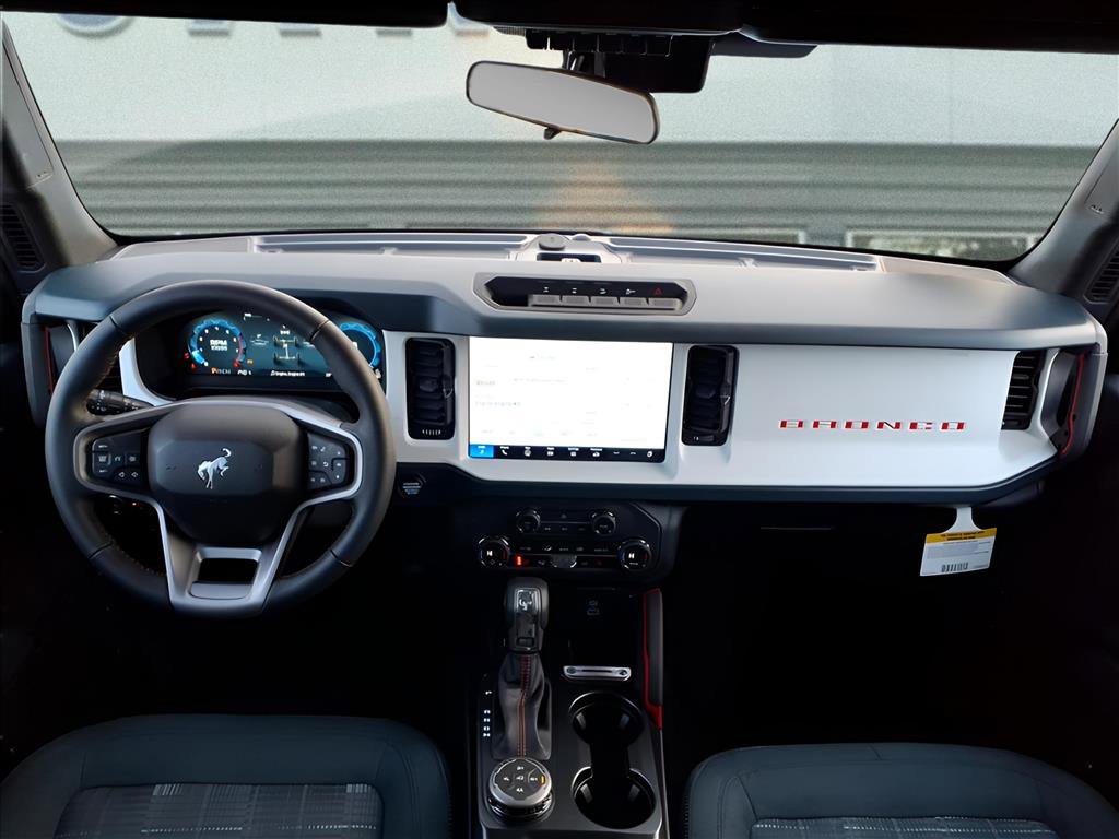 New 2025 Ford Bronco Heritage Edition image 9