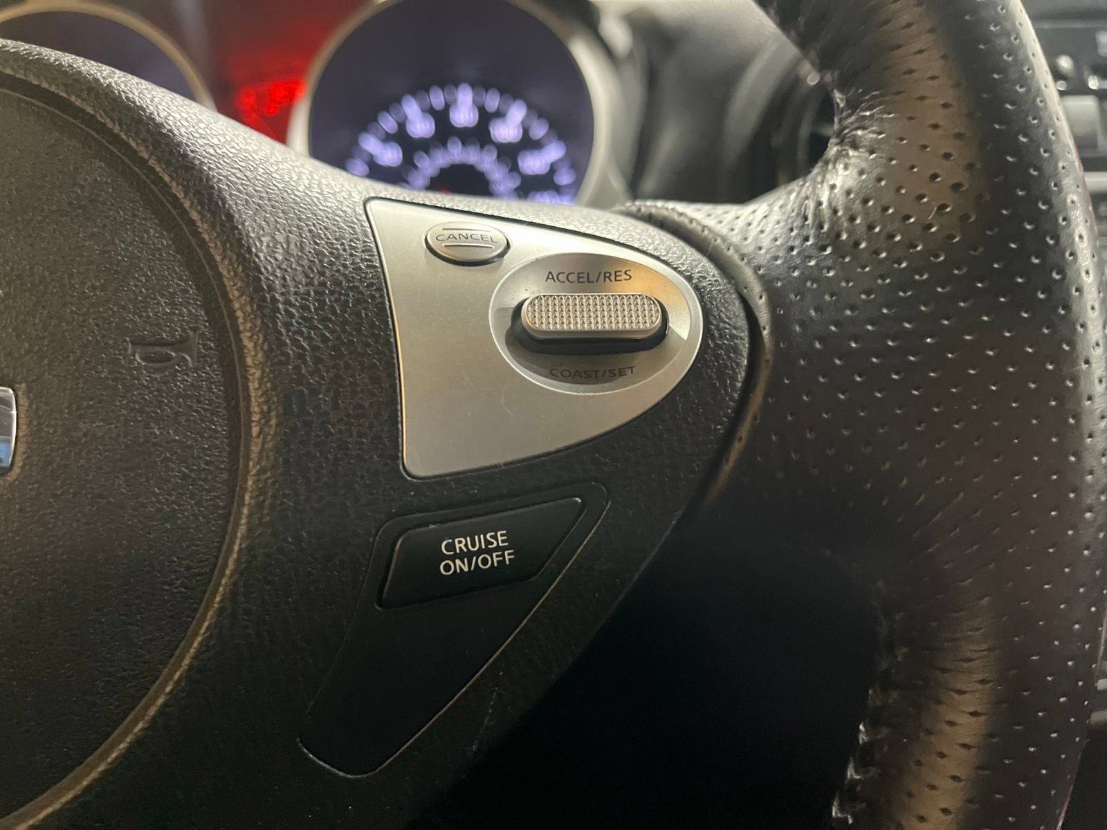 Used 2011 Nissan Juke SV w/ Sport Pkg FWD image 22