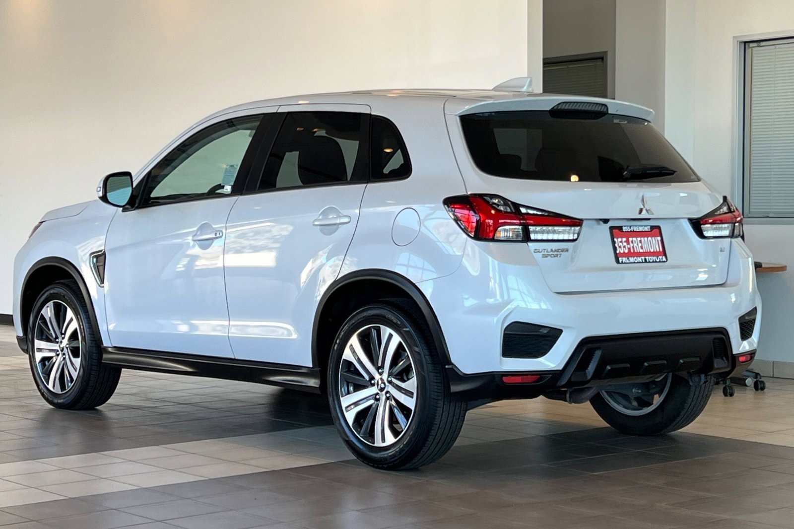 Used 2024 Mitsubishi Outlander Sport SE image 6