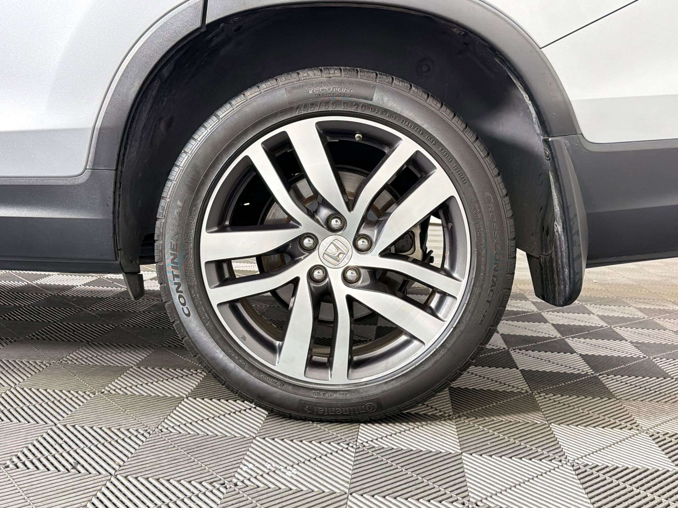 Used 2016 Honda Pilot Elite image 10