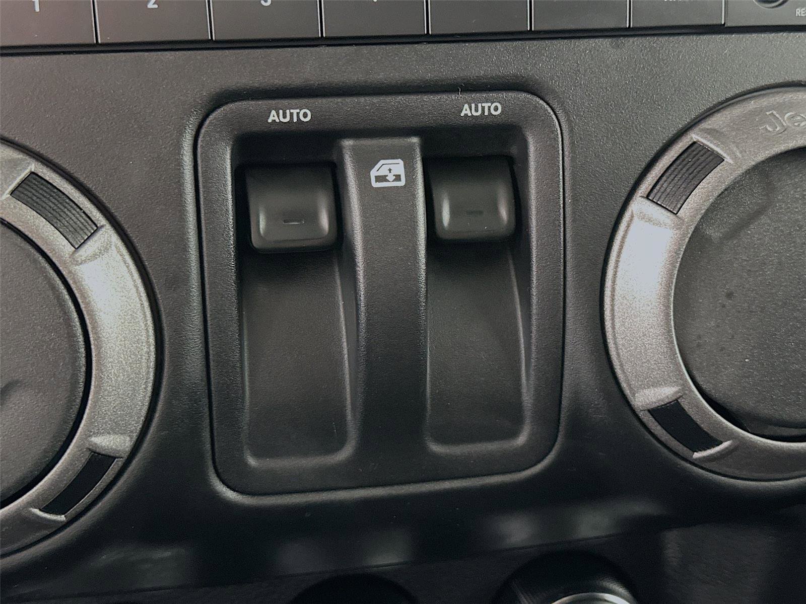 Used 2017 Jeep Wrangler Sport w/ Quick Order Package 24S image 29