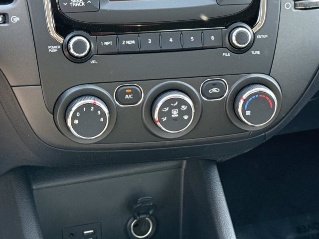 Used 2017 Kia Forte LX FWD image 20