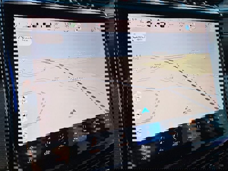 Used 2024 Jeep Grand Cherokee L Limited w/ Black Appearance Package image 24