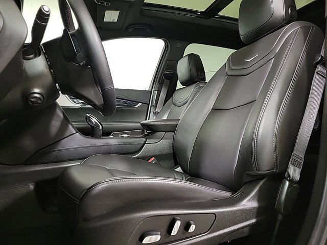 Certified 2024 Cadillac XT6 Premium Luxury w/ LPO, Floor Liner Package image 9