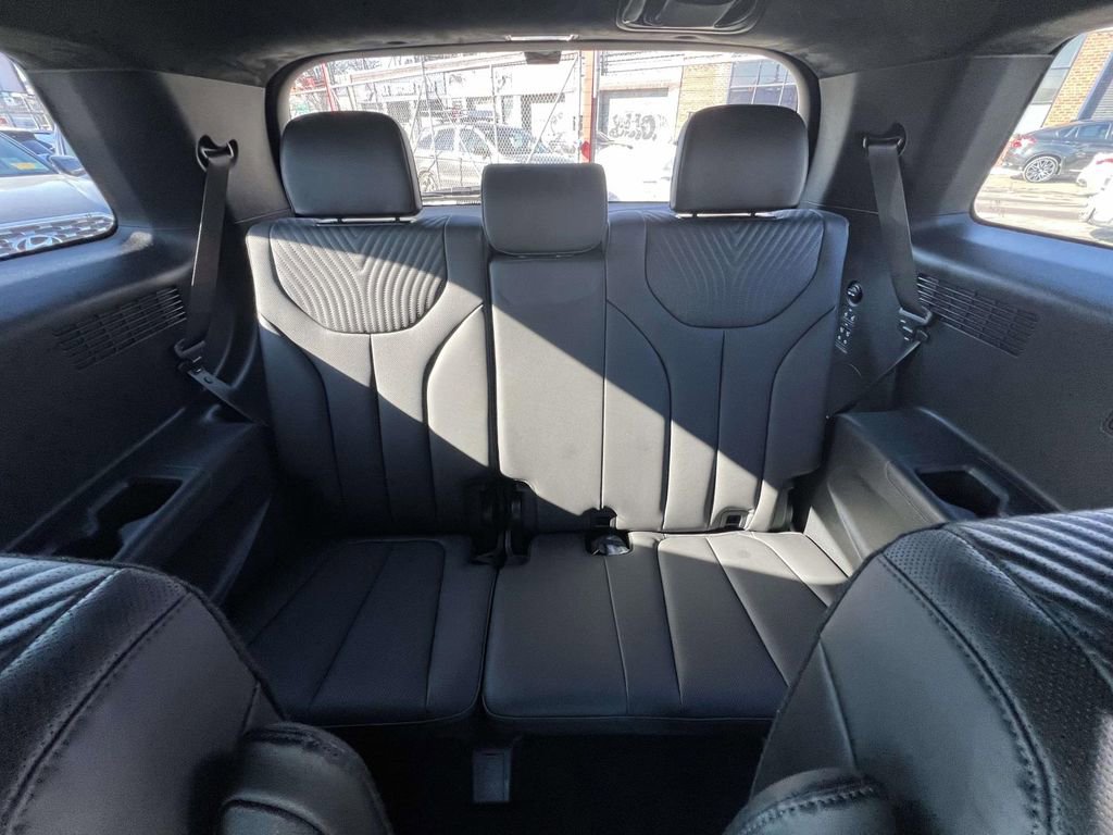 Used 2024 Hyundai Palisade Calligraphy AWD/4WD image 13