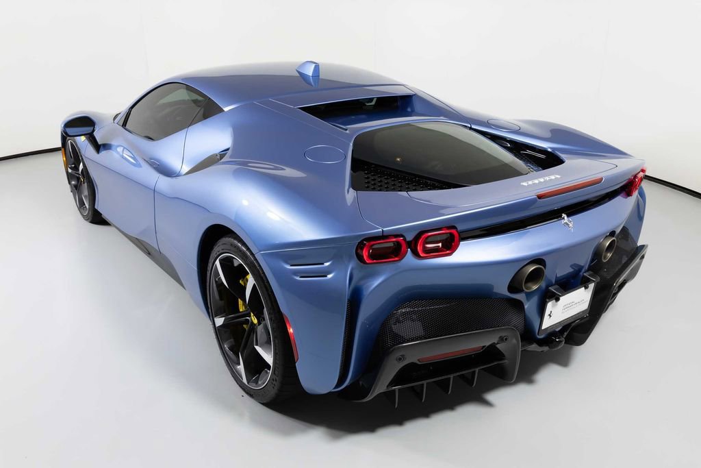 Used 2022 Ferrari SF90 Stradale image 14