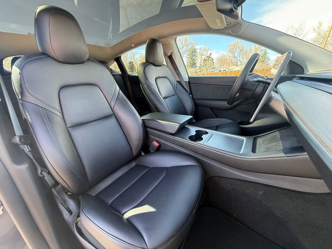 Used 2022 Tesla Model Y Performance image 34