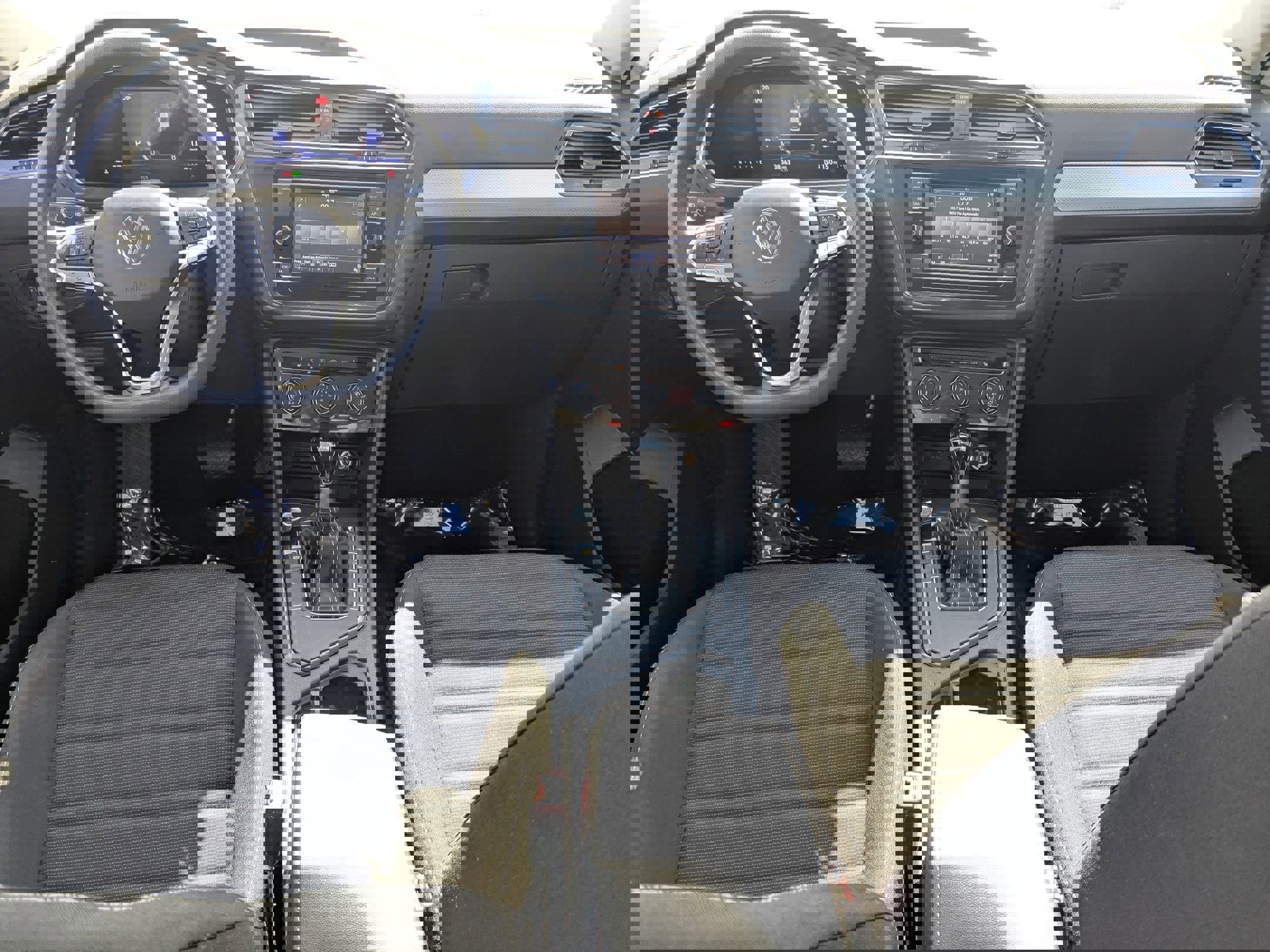 Used 2023 Volkswagen Tiguan S image 21