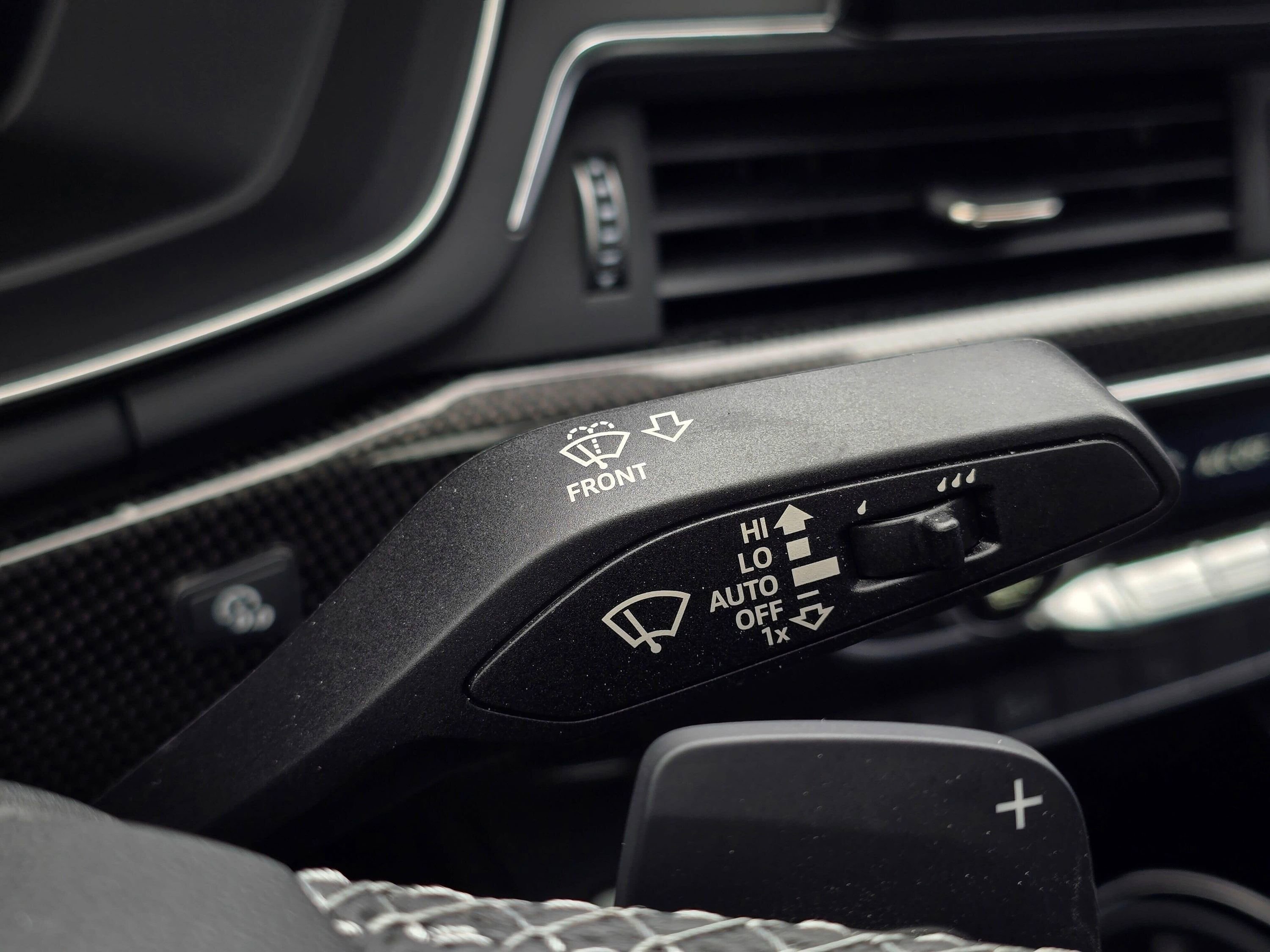 Used 2023 Audi S4 Premium Plus w/ Premium Plus Package image 43