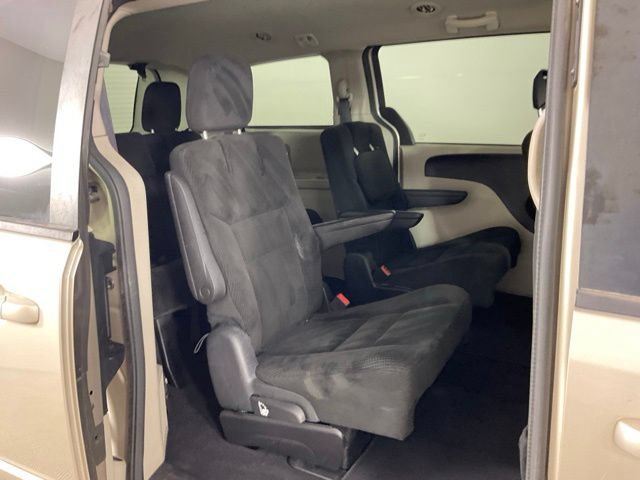 Used 2016 Dodge Grand Caravan SE w/ Quick Order Package 29E SE FWD image 30