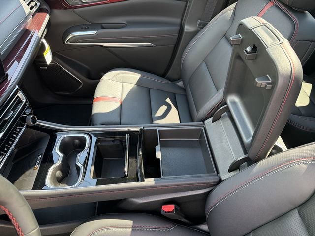 New 2026 Chevrolet Traverse RS AWD/4WD image 22