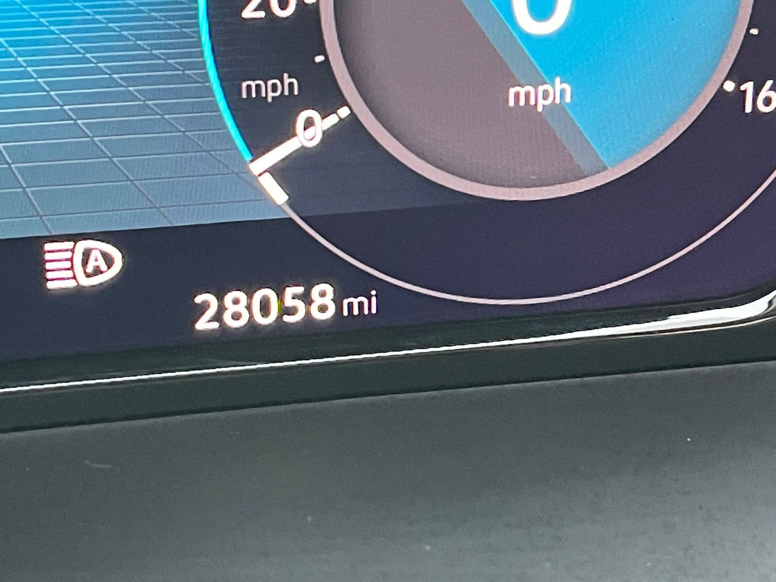 Used 2025 Volkswagen Atlas SE image 40