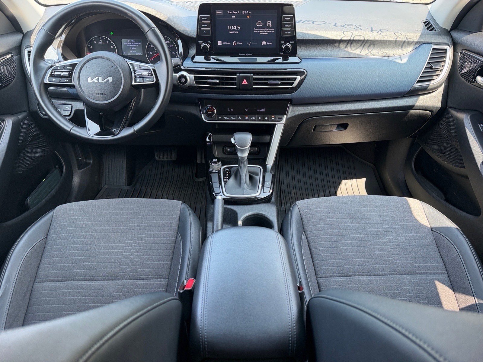 Used 2023 Kia Seltos S FWD image 17