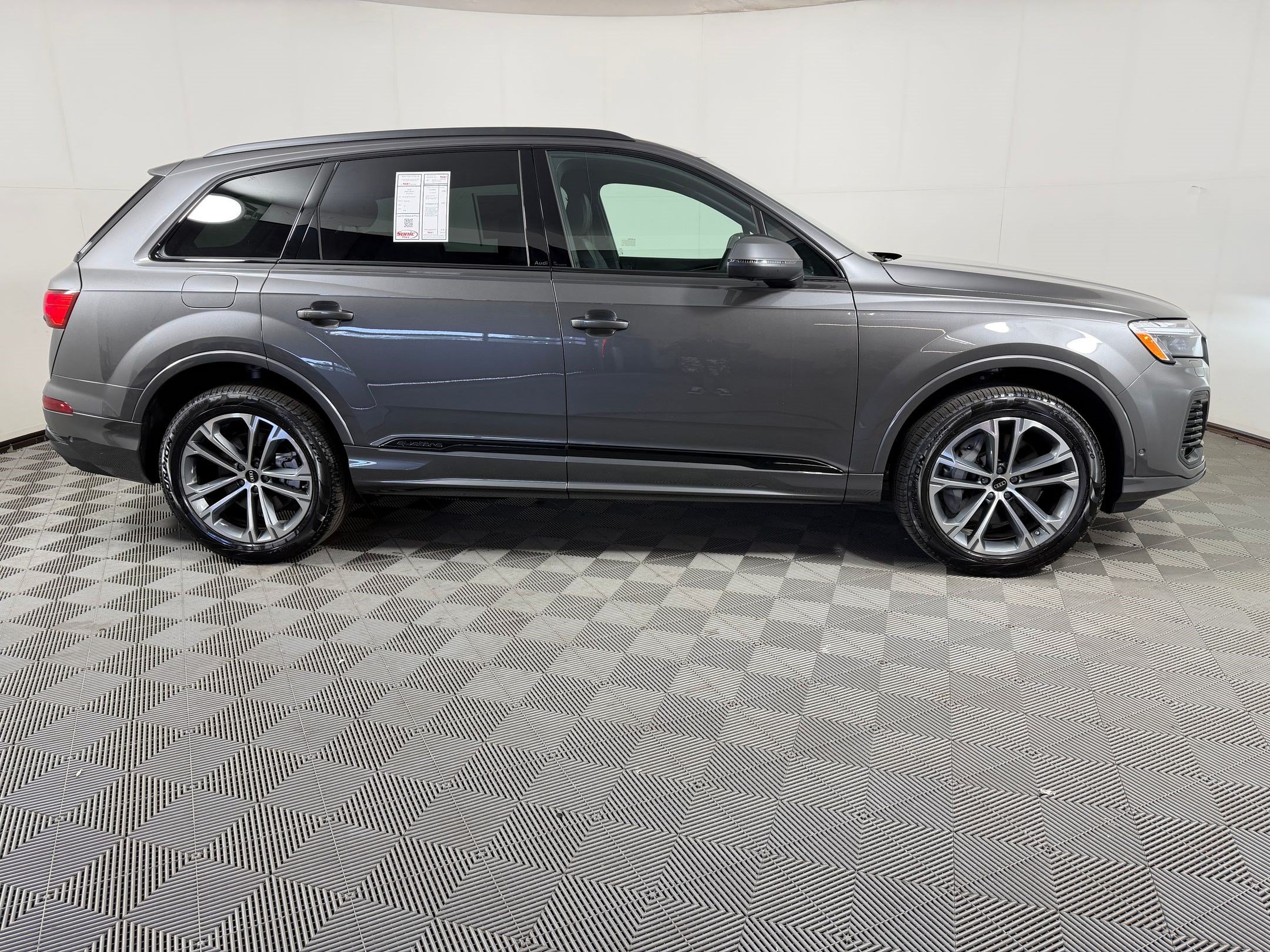 New 2026 Audi Q7 2.0T Premium AWD/4WD image 8