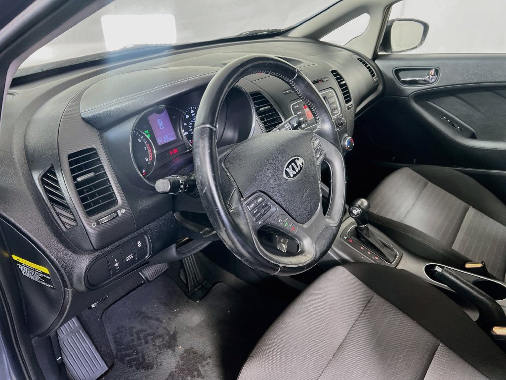 Used 2015 Kia Forte EX FWD image 6