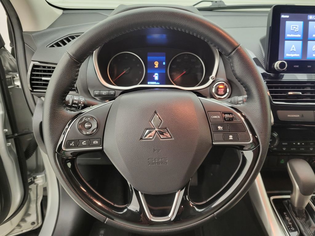 Used 2025 Mitsubishi Eclipse Cross SE image 6