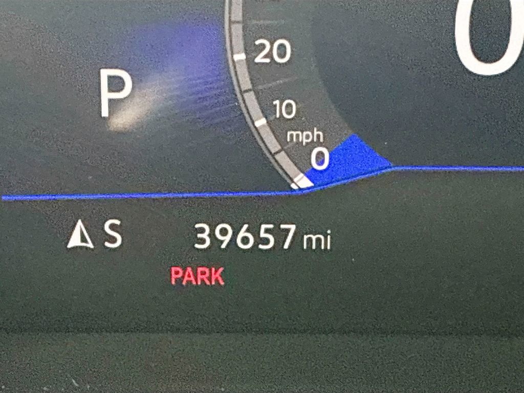 Certified 2023 Volkswagen Tiguan SE image 14