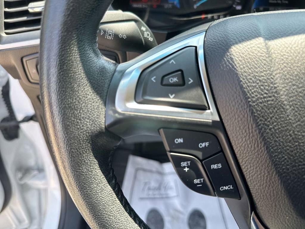 Used 2022 Ford Edge SEL image 17