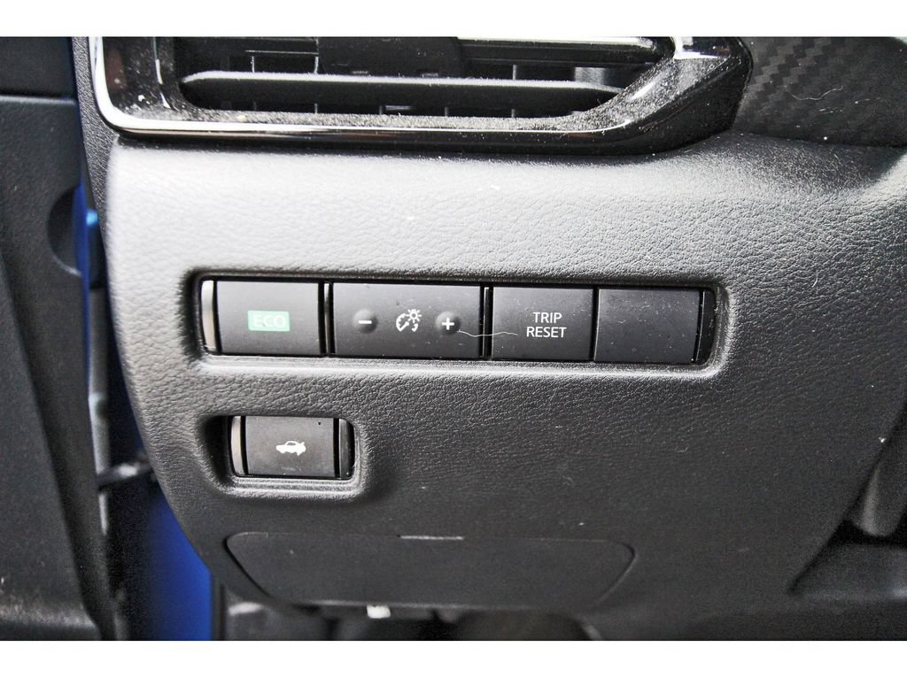 Used 2020 Nissan Sentra SR FWD image 17