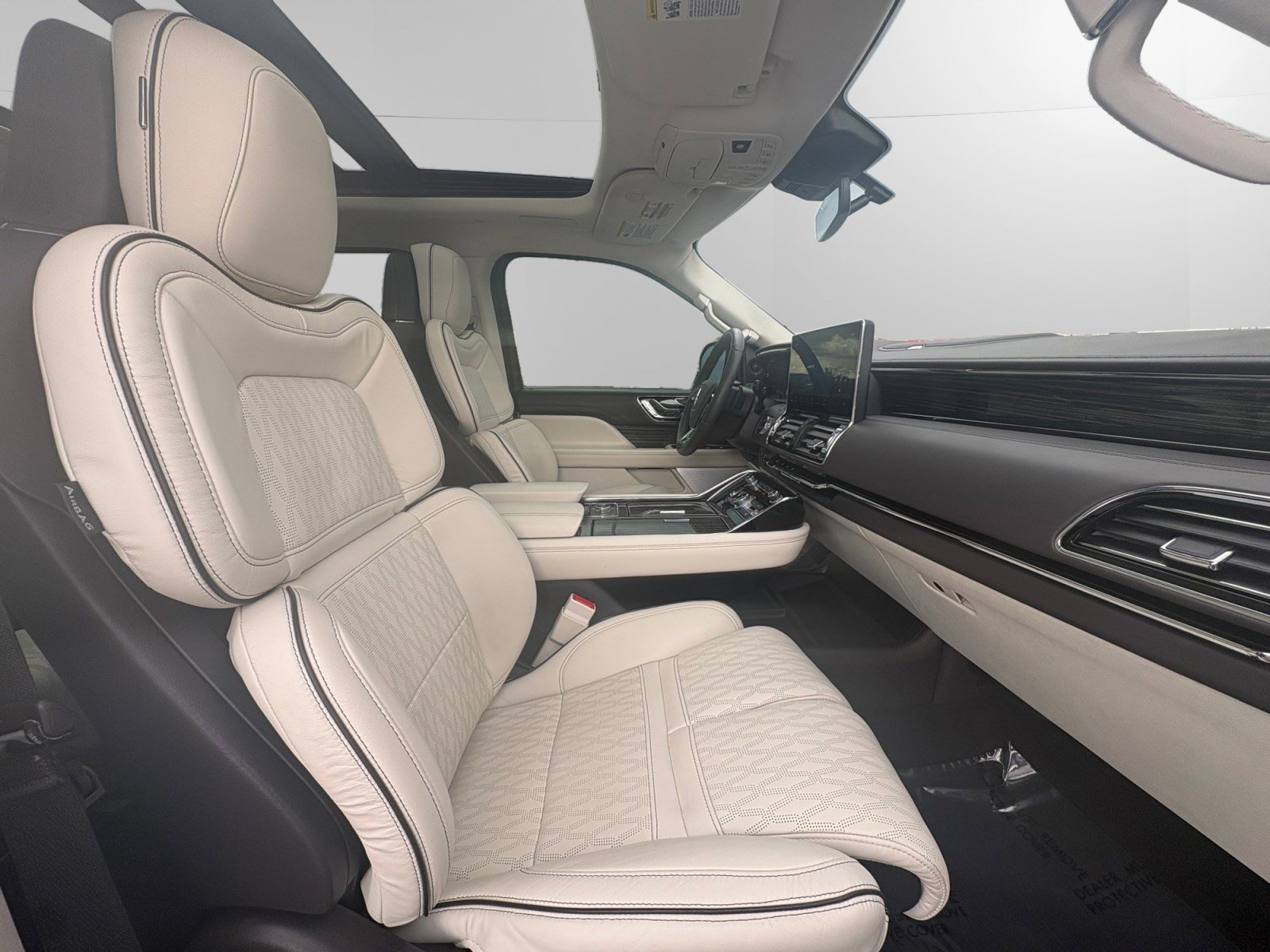 Used 2022 Lincoln Navigator Black Label image 15