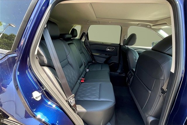 New 2026 Nissan Rogue Platinum w/ Platinum Premium Package image 9