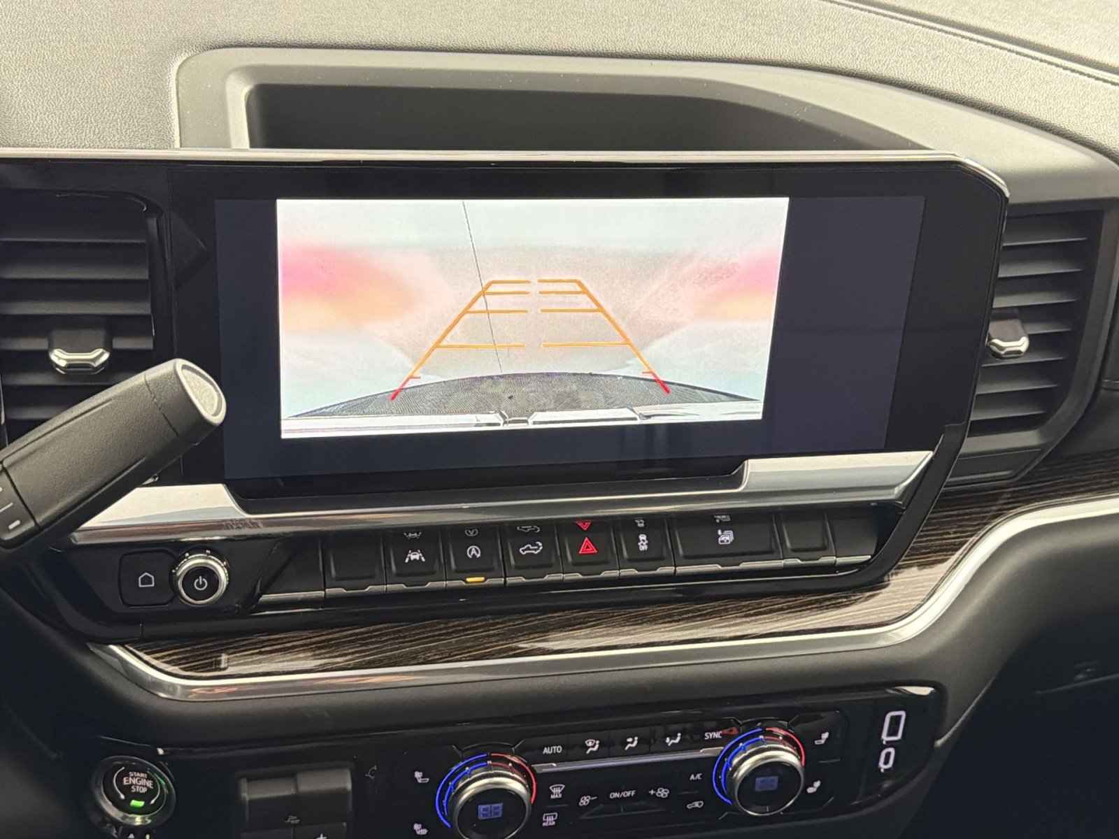 New 2026 GMC Sierra 1500 SLE image 19