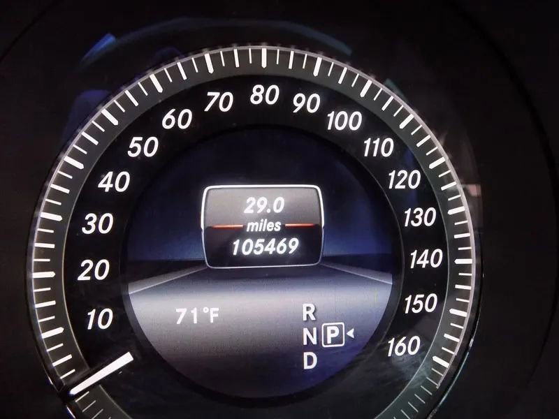 Used 2014 Mercedes-Benz E 350 Sedan image 30