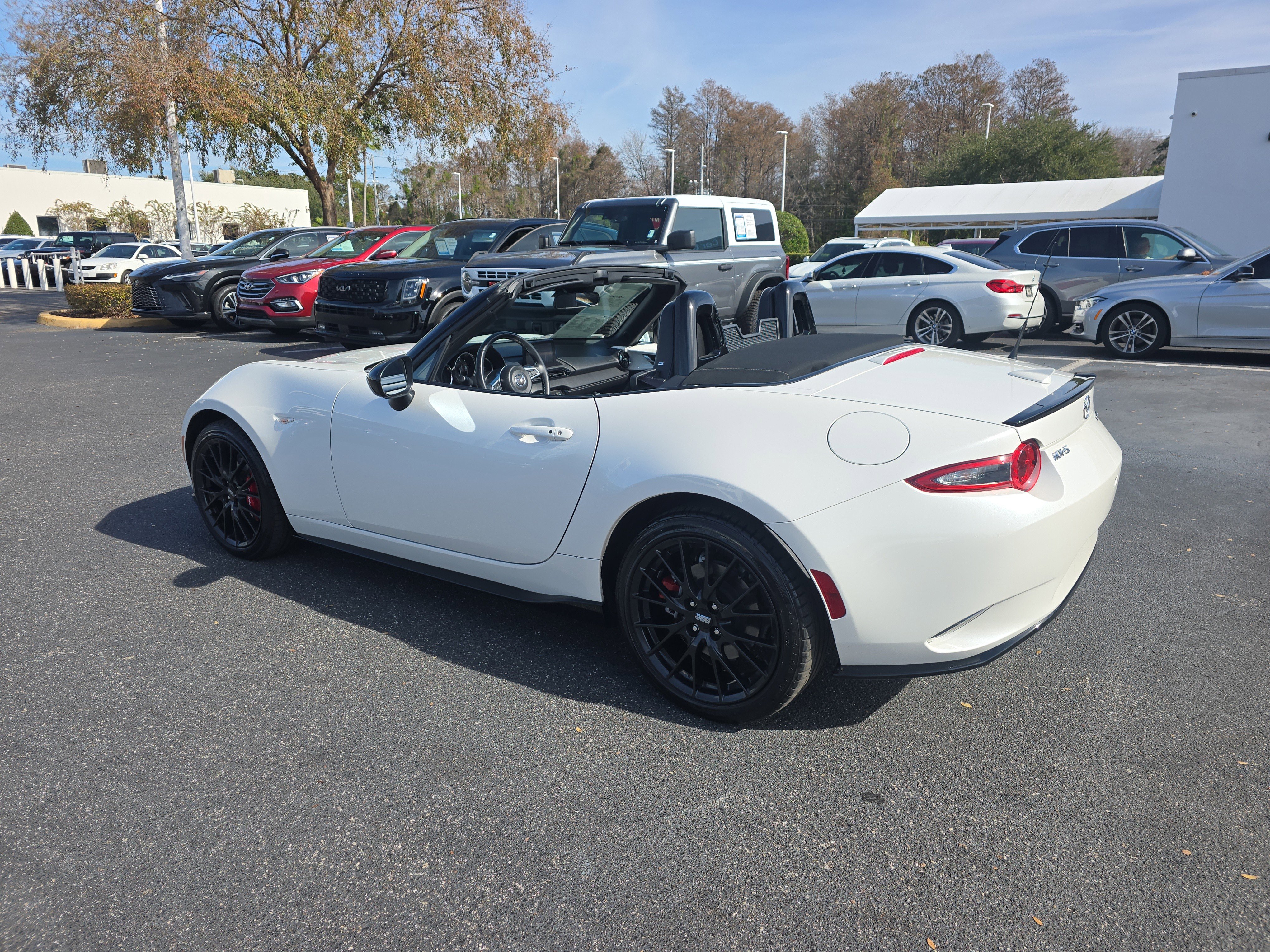 Used 2023 MAZDA MX-5 Miata Club w/ Brembo/BBS Recaro Package image 5