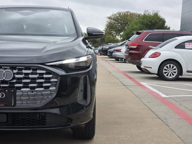 New 2025 Audi Q5 Premium image 7