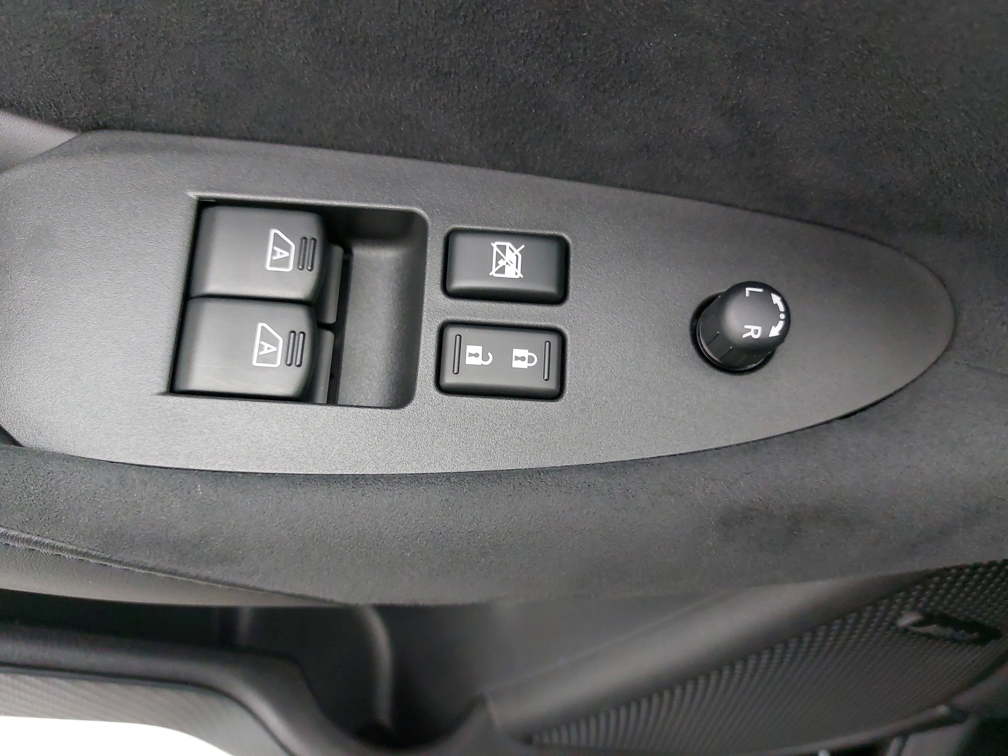 Used 2024 Nissan Z Performance w/ Floor Mat Package image 23