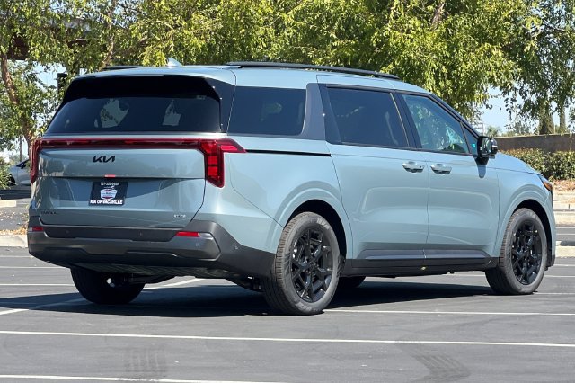 New 2027 Kia Carnival SX FWD image 5