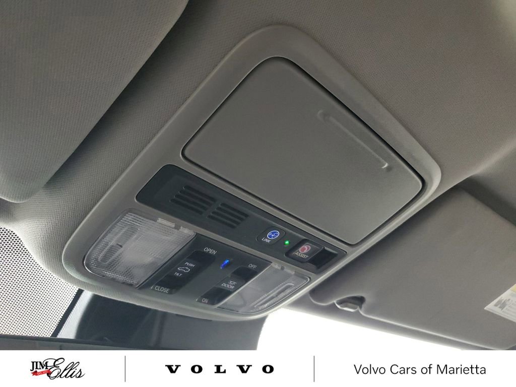 Used 2020 Honda Pilot Touring image 36