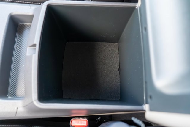 Used 2025 Kia Carnival EX image 43