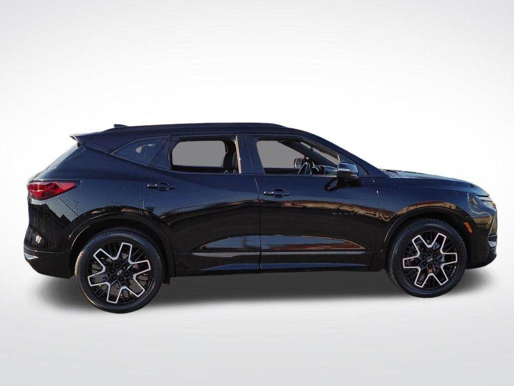 Certified 2023 Chevrolet Blazer RS AWD/4WD image 8
