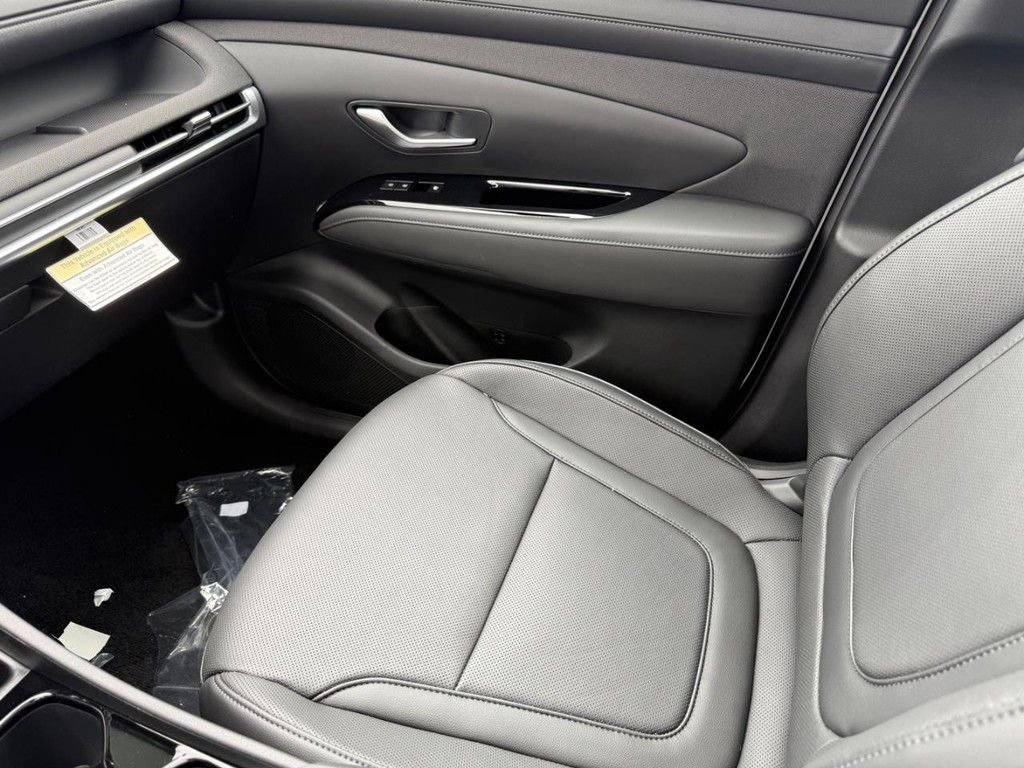 New 2025 Hyundai Santa Cruz Limited image 16