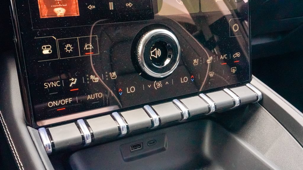 New 2026 GMC Terrain Denali AWD/4WD image 16