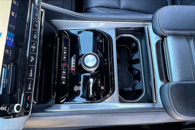 Used 2022 Jeep Wagoneer Series III AWD/4WD image 18