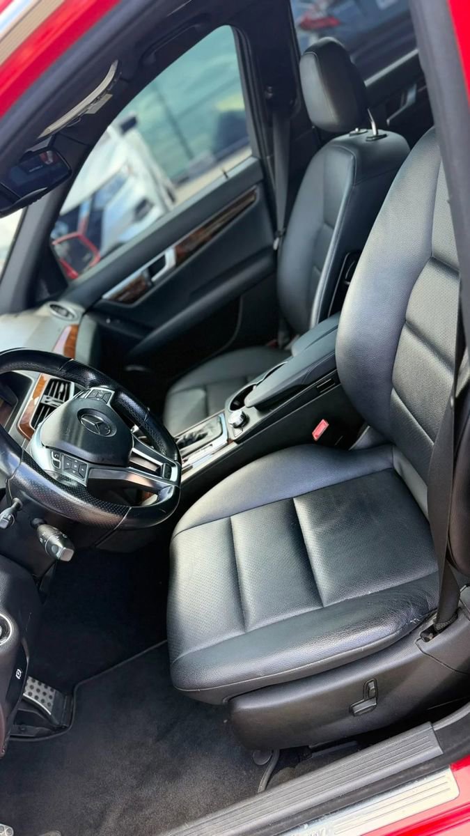 Used 2012 Mercedes-Benz C 250 Sedan image 14