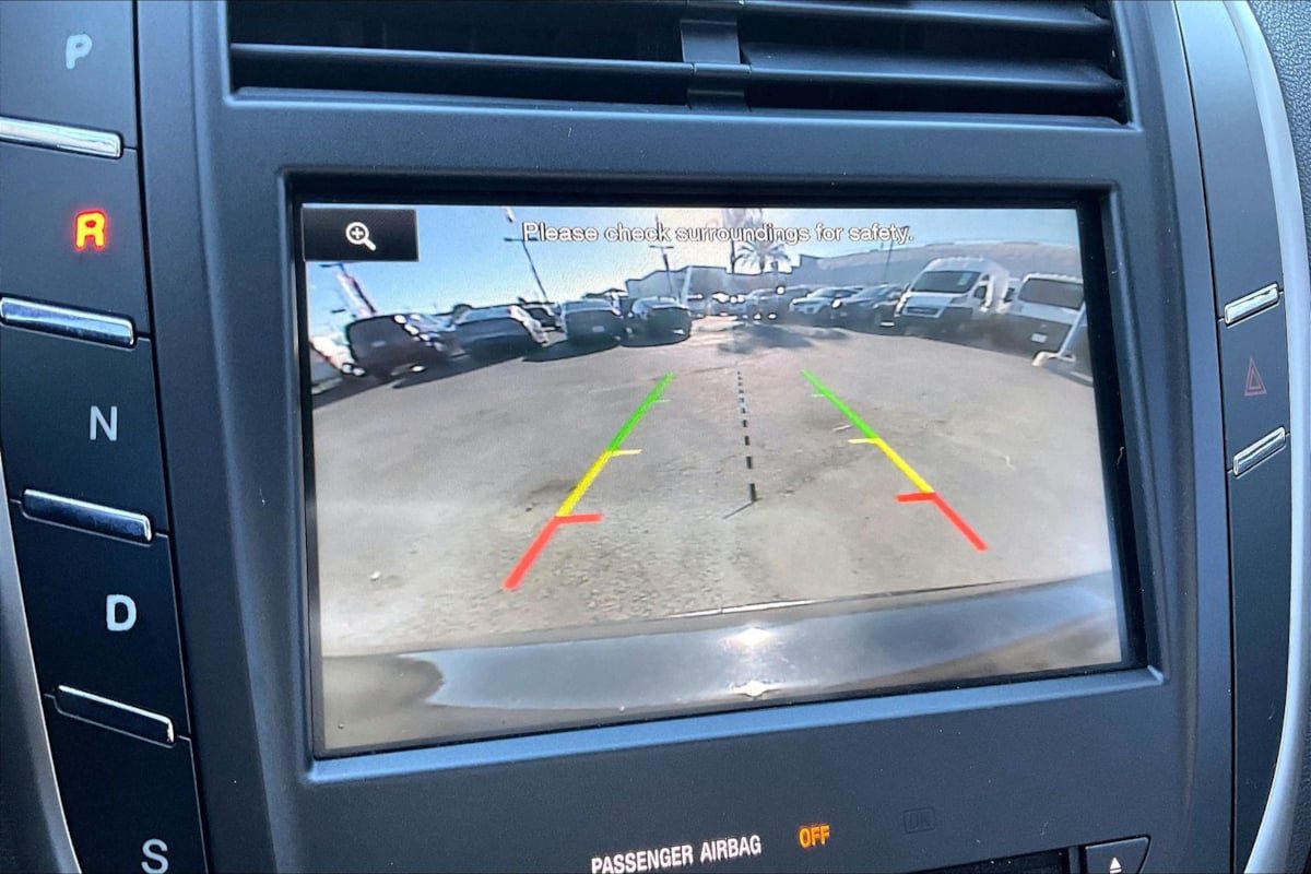 Used 2015 Lincoln MKC FWD w/ Equipment Group 101A Select image 21