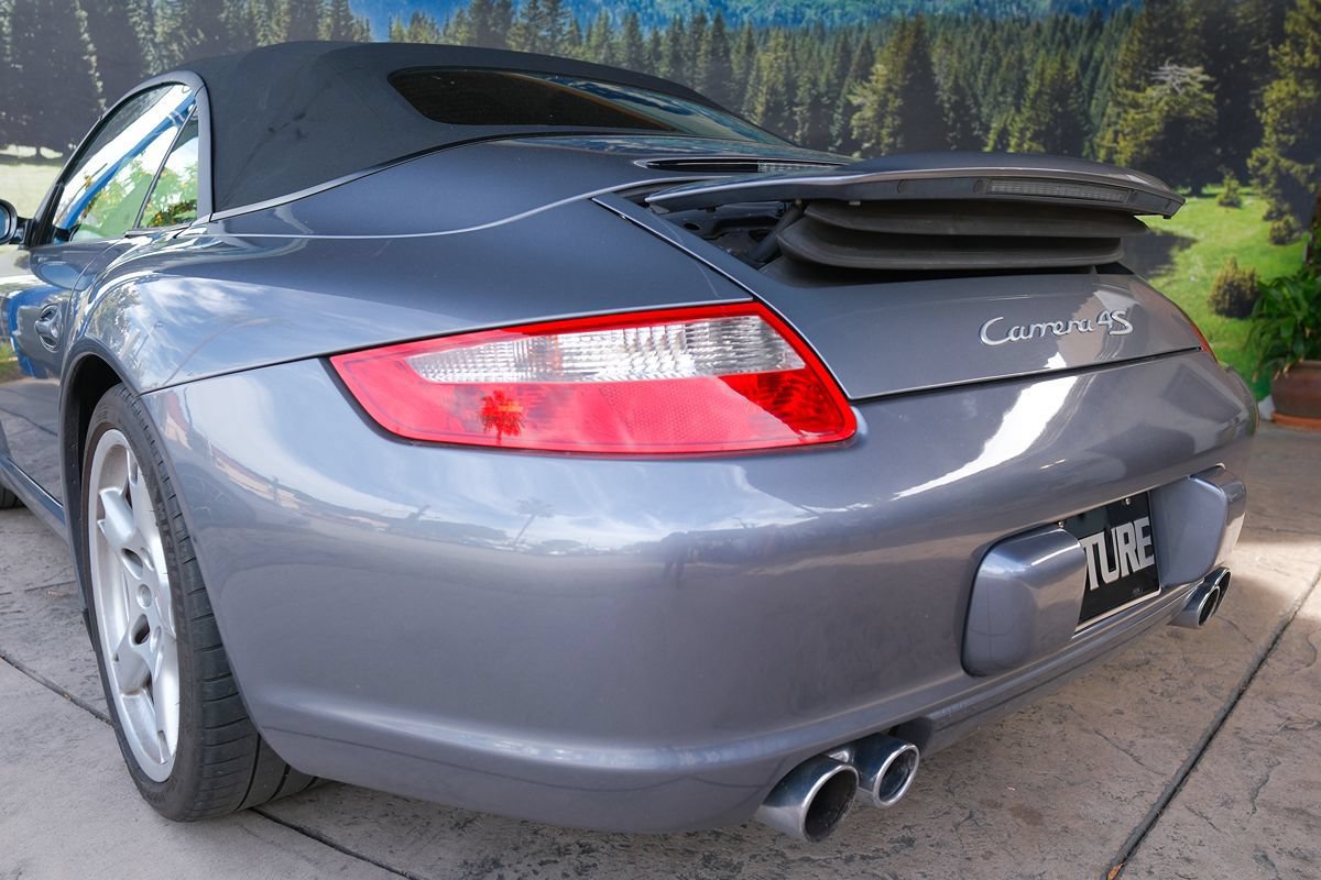 Used 2006 Porsche 911 Carrera 4S AWD/4WD image 33