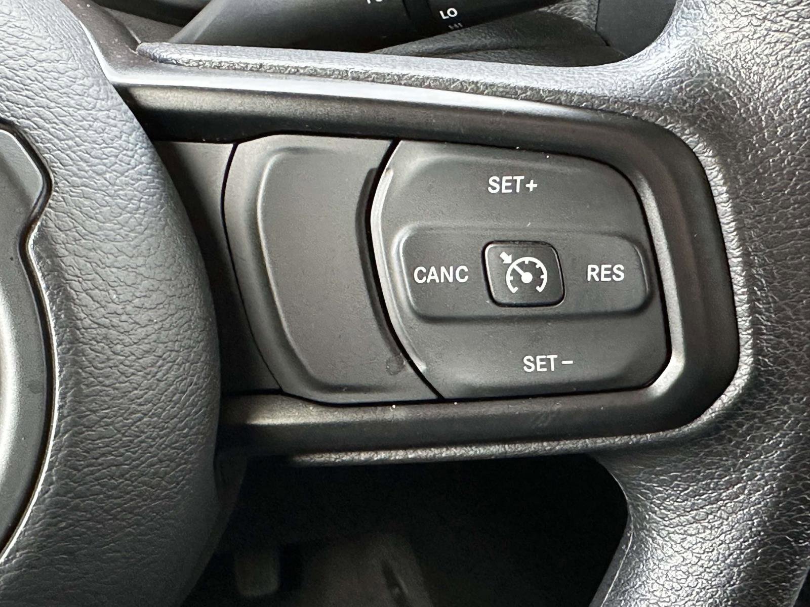 Used 2024 Jeep Gladiator Sport image 21